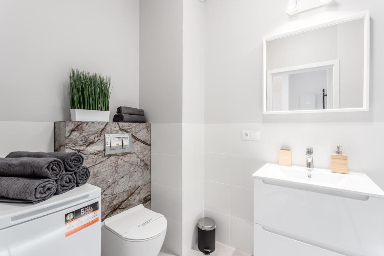 Praga Residence Premium وارسو المظهر الخارجي الصورة