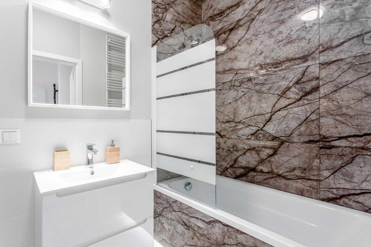 Praga Residence Premium وارسو المظهر الخارجي الصورة